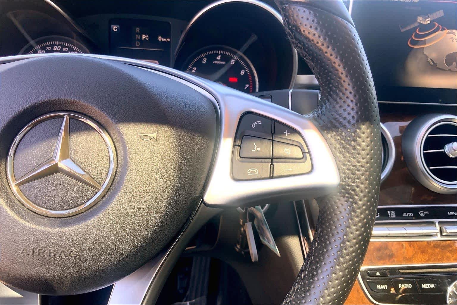 Used 2016 Polar White Mercedes-Benz C 300 Luxury image 25