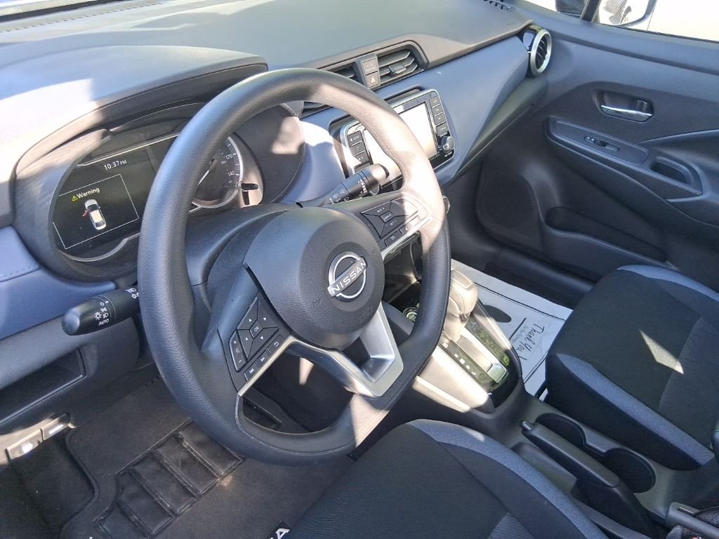 Used 2025 Black Nissan 1.6 SV image 9