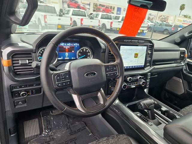 Used 2023  Ford Tremor image 6