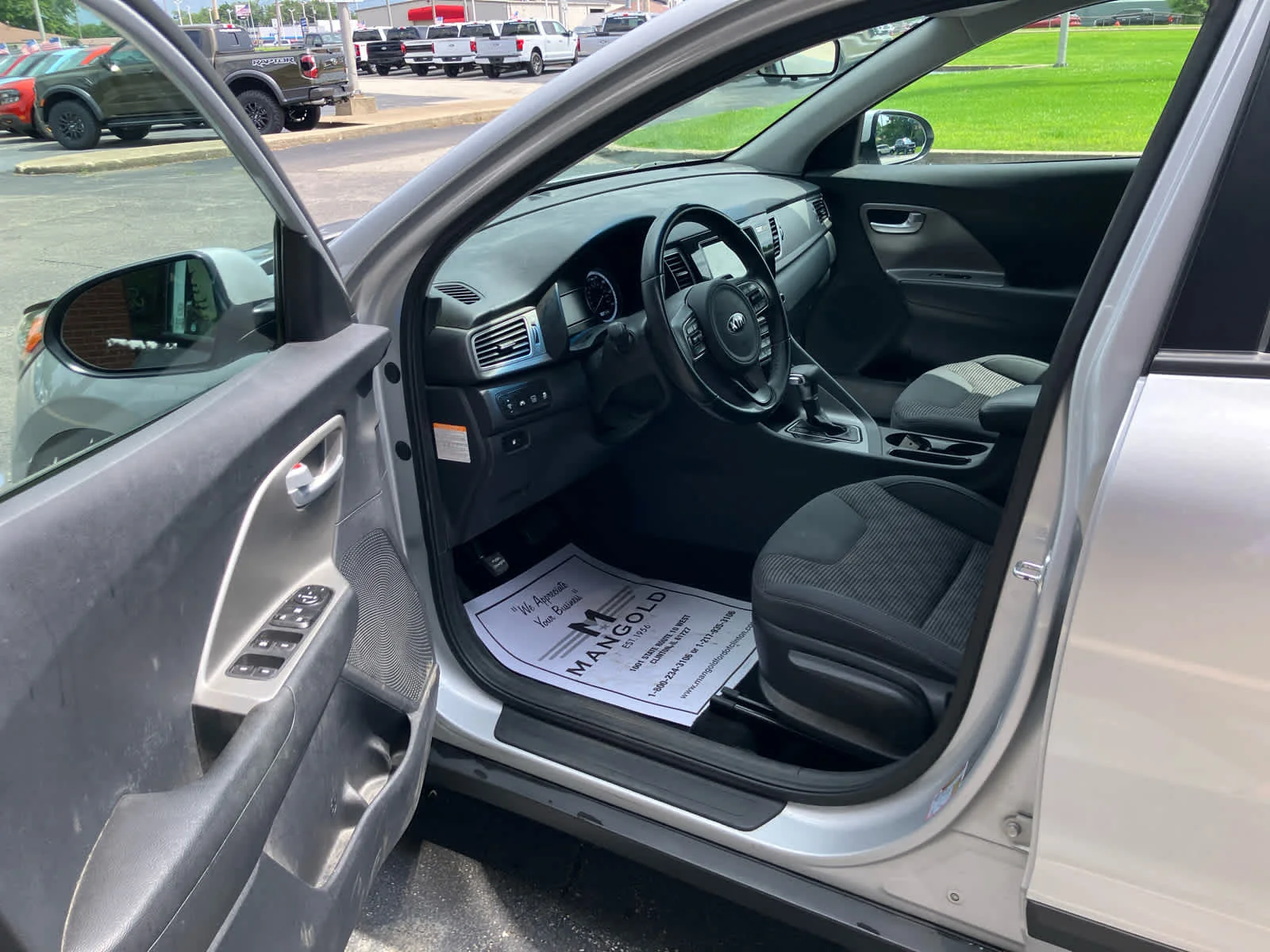 Used 2018 Silky Silver Kia LX image 7