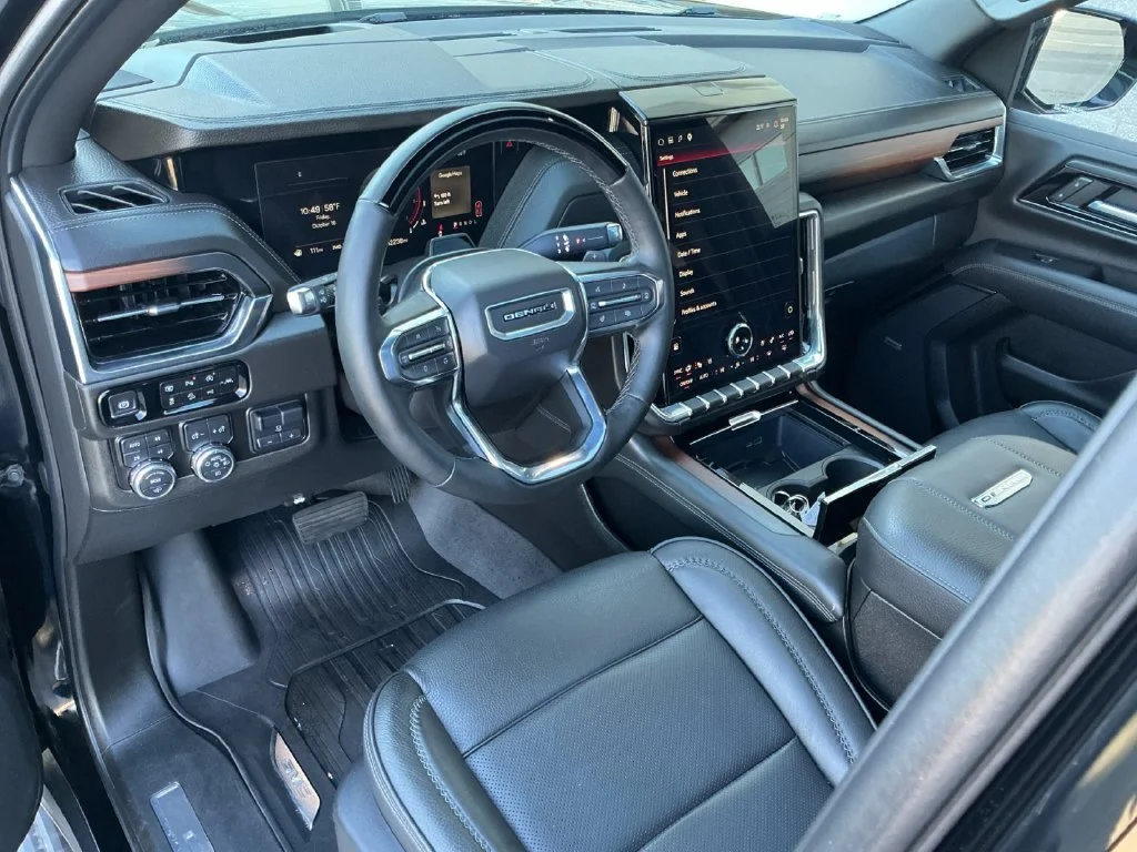 Certified Used 2025 Onyx Black GMC Denali image 21
