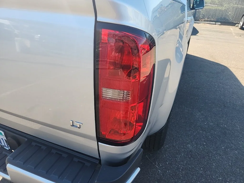 Used 2016 Silver Chevrolet LT image 13