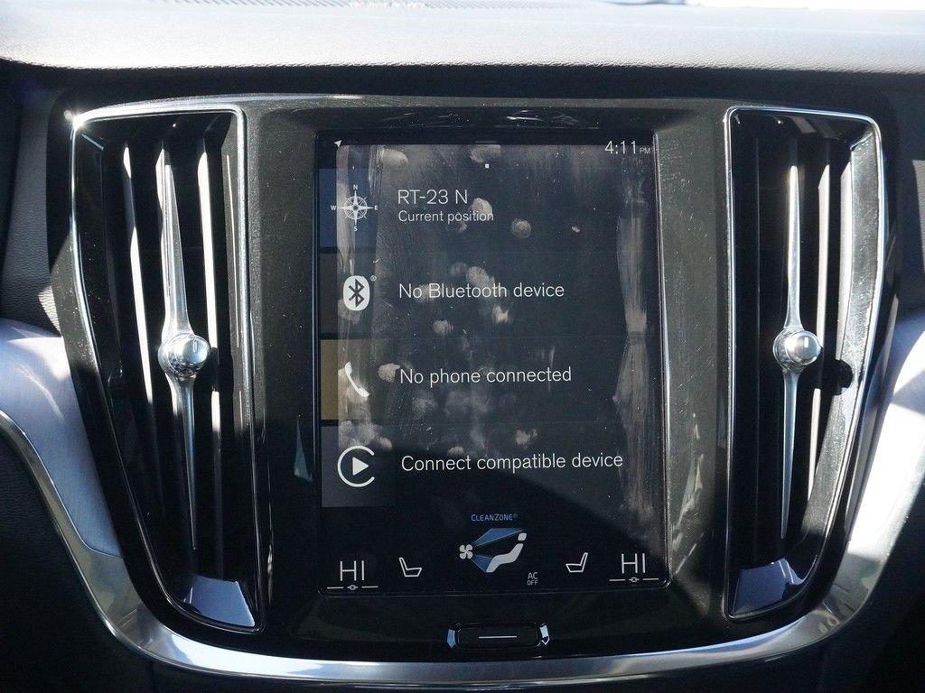 Used 2020 Gray Volvo T5 image 47
