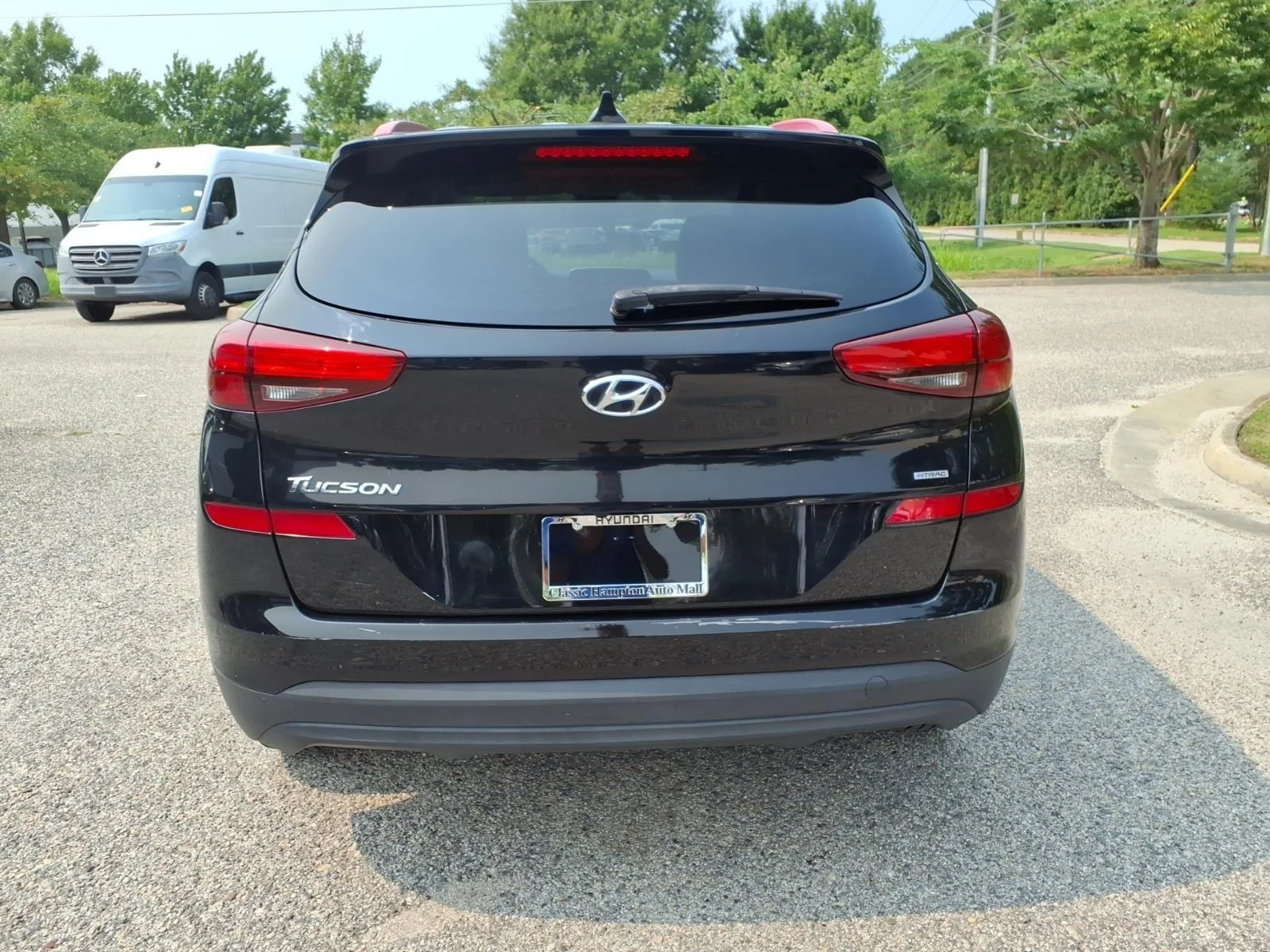 Used 2020 Black Noir Pearl Hyundai Value image 7
