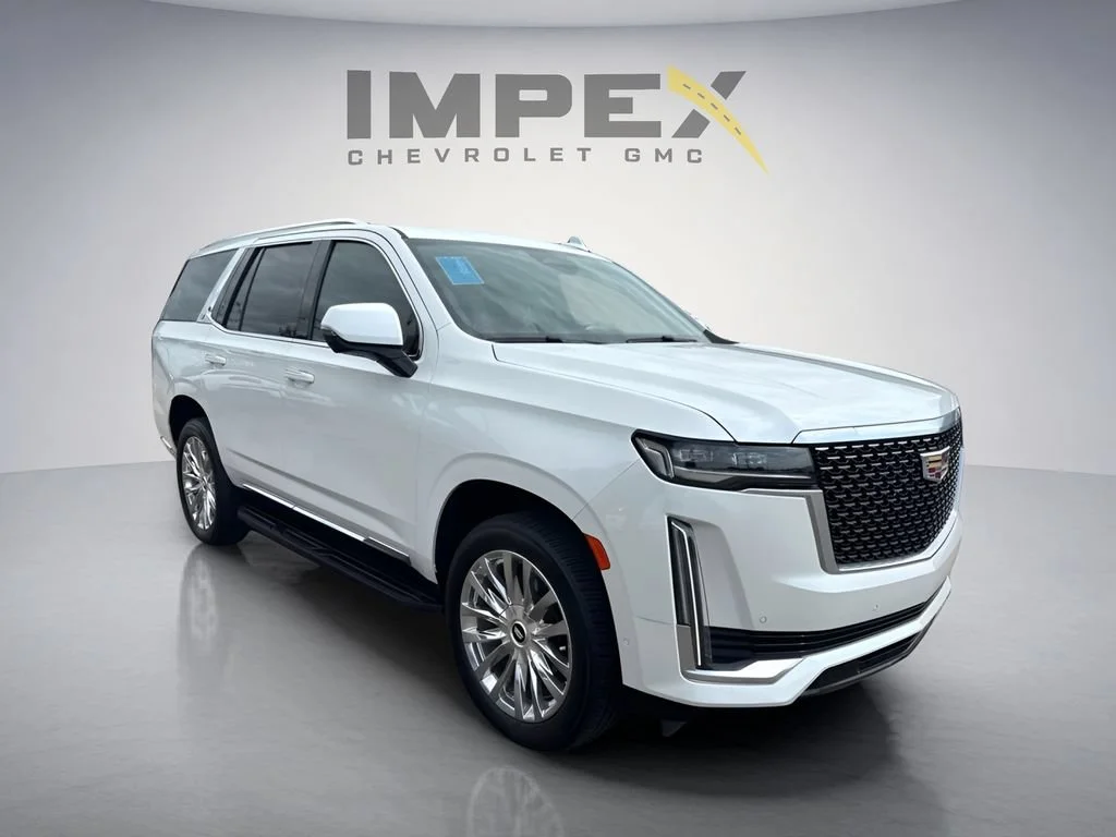 Used 2022 Crystal White Tricoat Cadillac Premium Luxury image 7