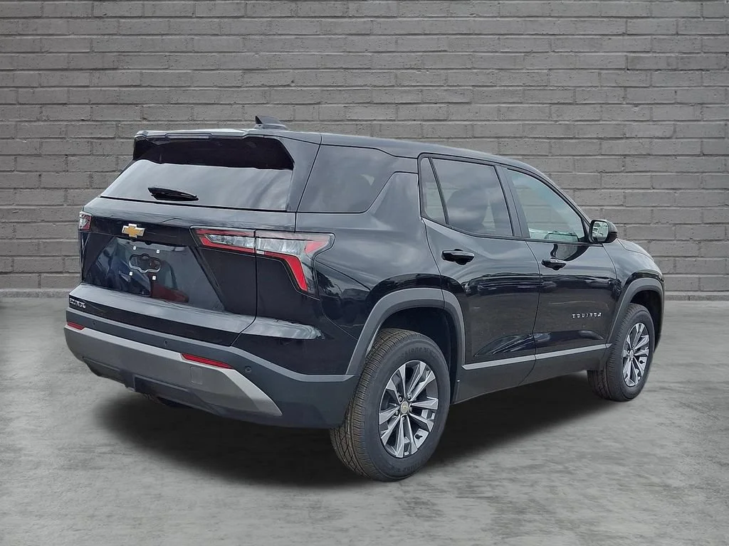 New 2026 Mosaic Black Metallic Chevrolet LT image 8