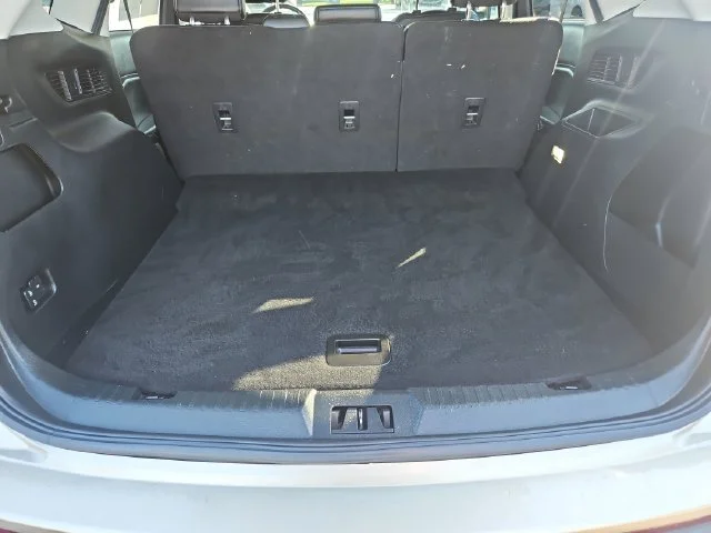 Used 2018 Gold Ford SEL image 23