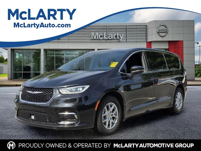 2023 CHRYSLER PACIFICA TOURING FWD