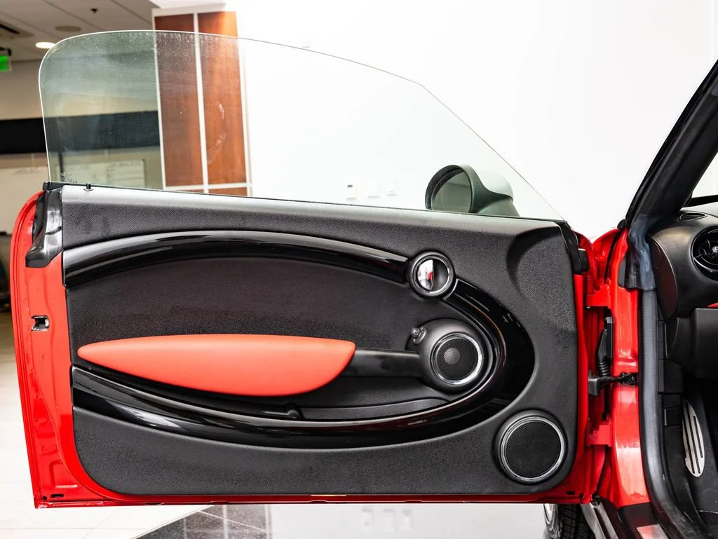 Used 2012 Chili Red MINI  image 25