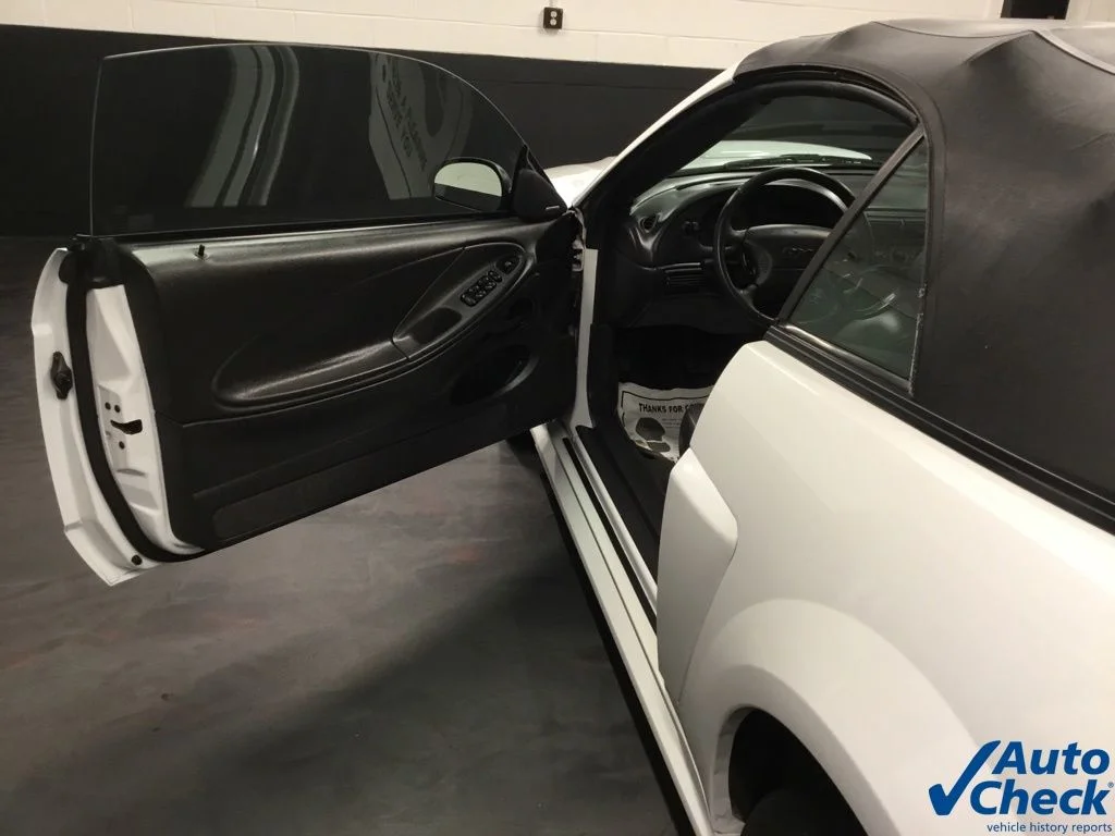 Used 2003 White Ford GT image 30
