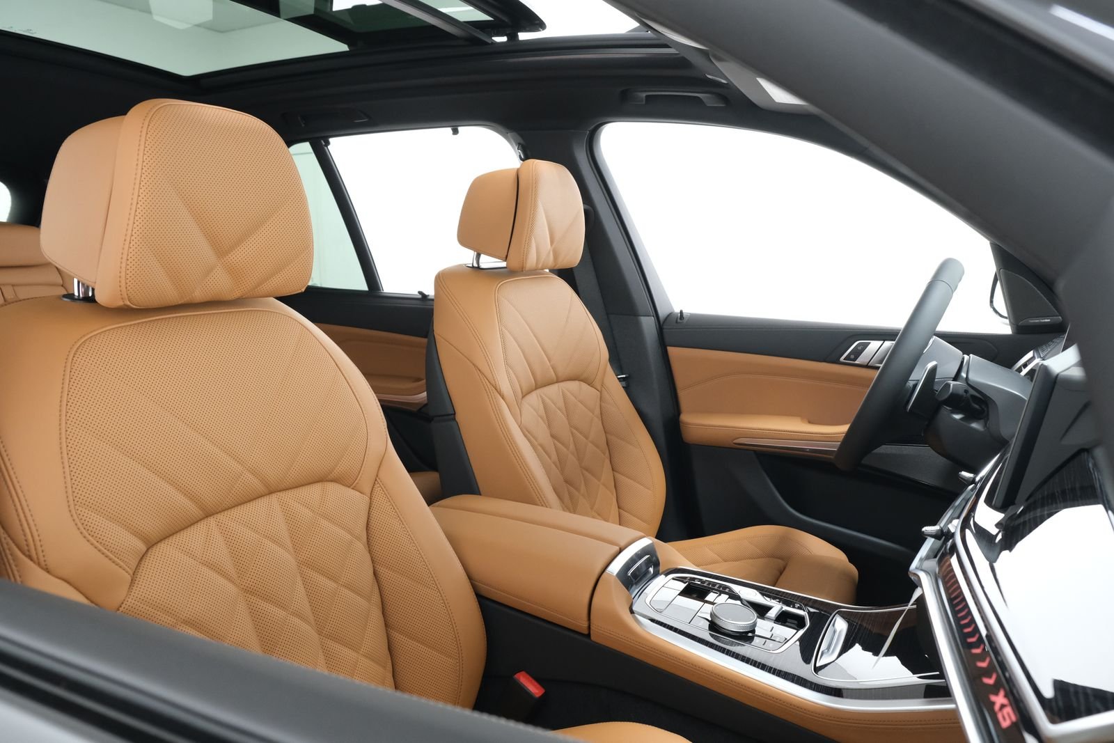New 2026 Dravit Grey Metallic BMW xDrive40i image 74