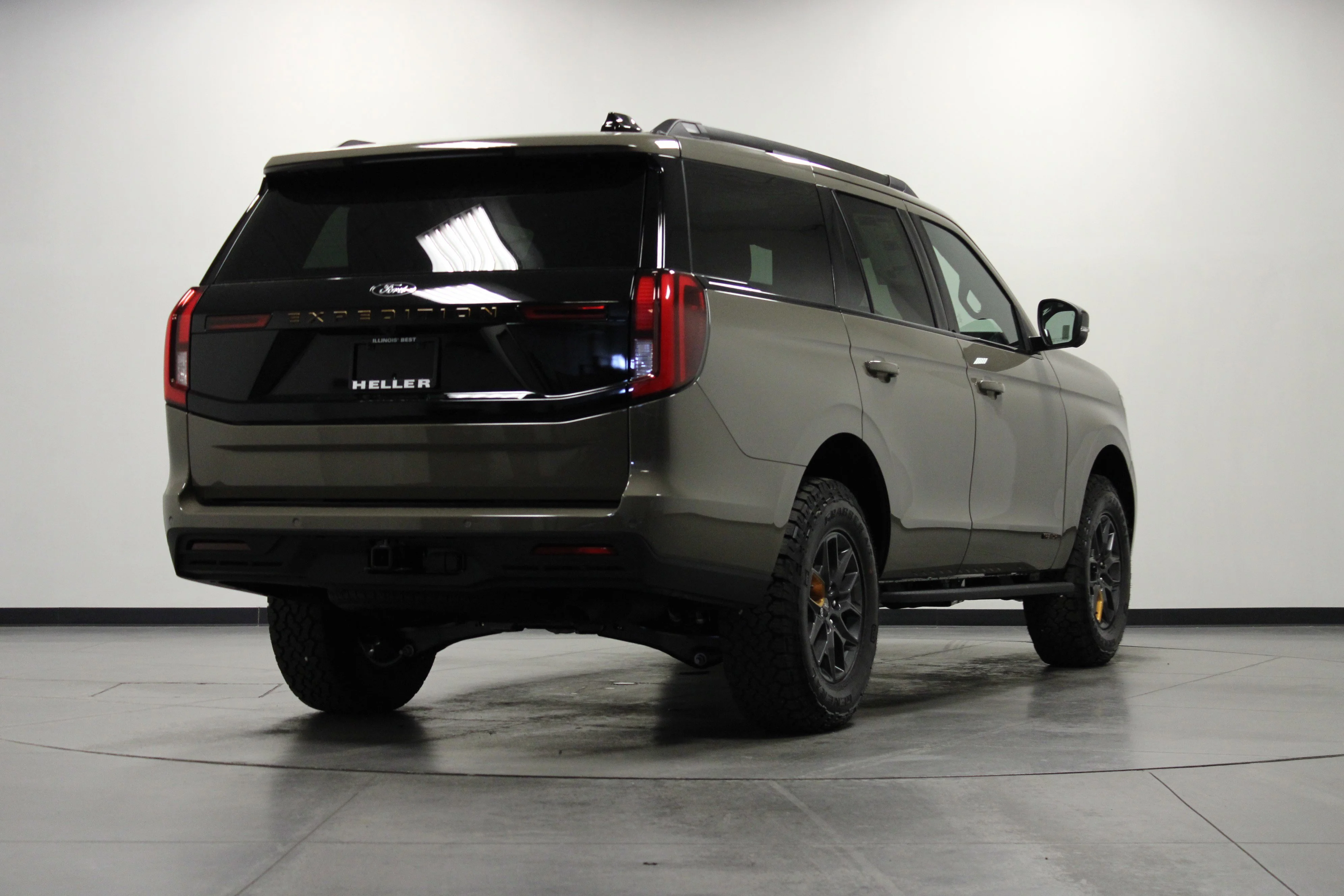 New 2026 Marsh Gray Ford Tremor® image 4