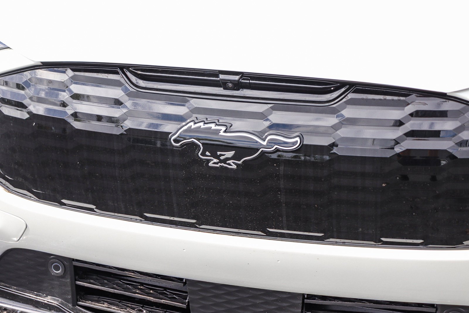 New 2026 Star White Metallic Tri-coat Ford Premium image 12