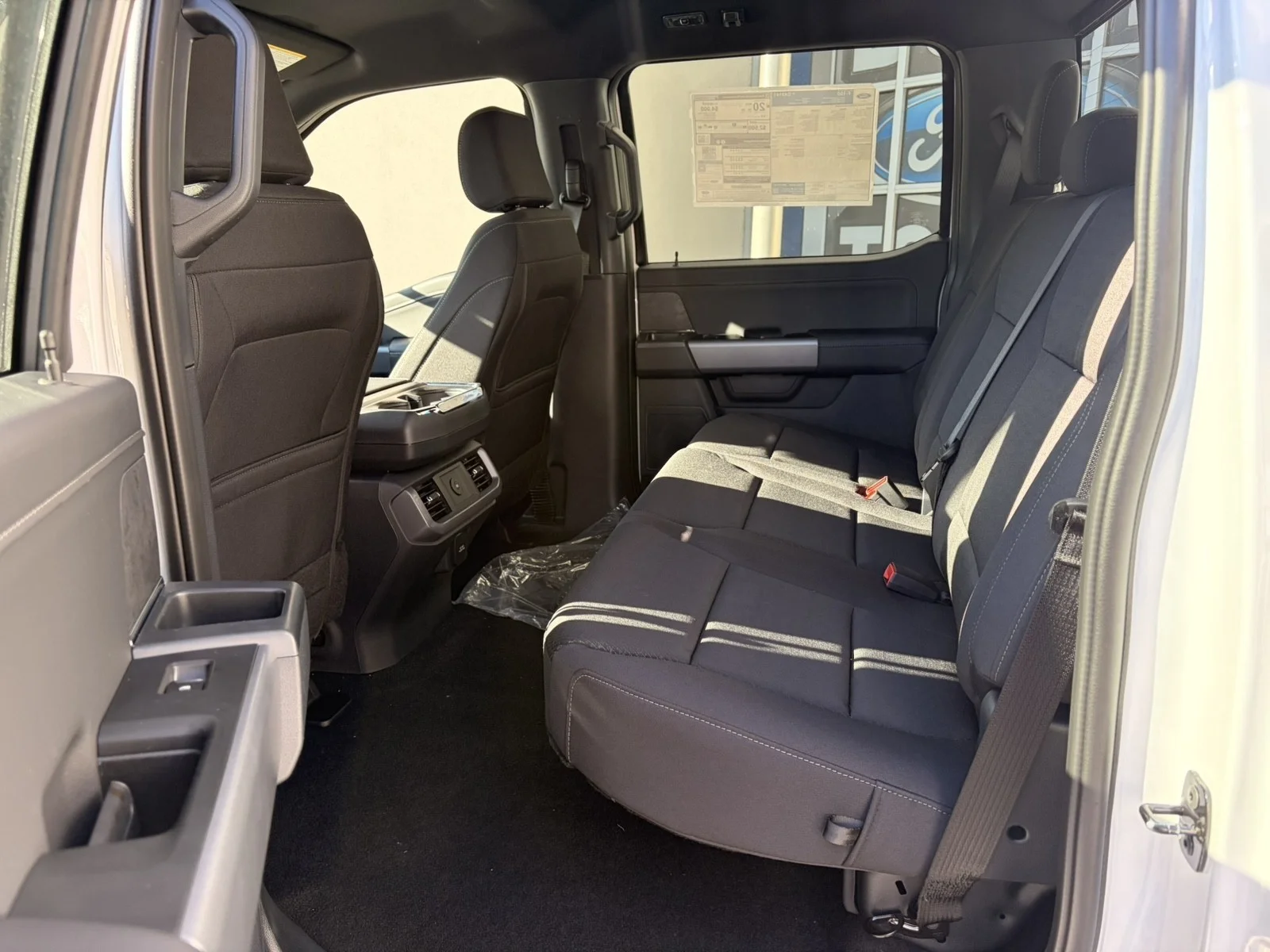 New 2026 Oxford White Ford XLT image 24