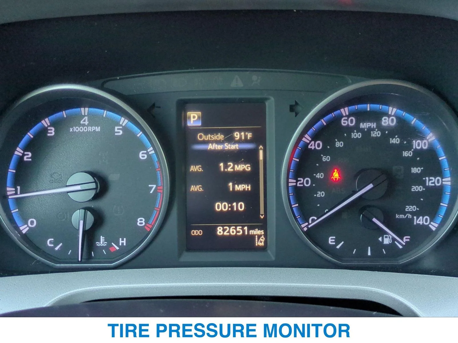 Used 2018 Gray Toyota XLE image 16