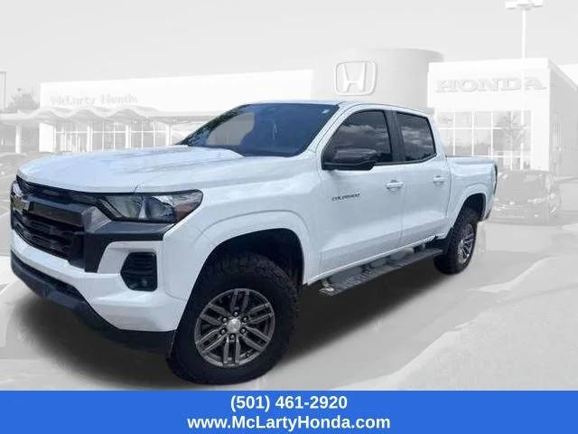 Used 2023 Summit White Chevrolet LT image 11