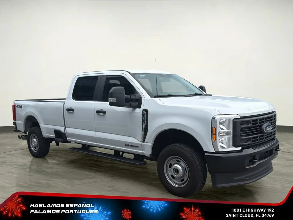 Used 2025 White Ford XL image 8
