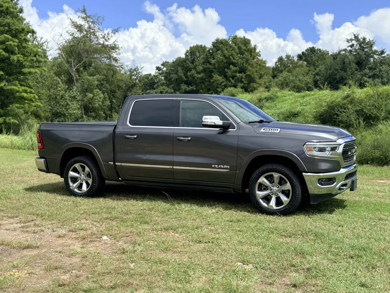 Used 2019 Silver RAM Limited 4x4 4dr Crew Cab 5.6 ft. SB Pickup image 7
