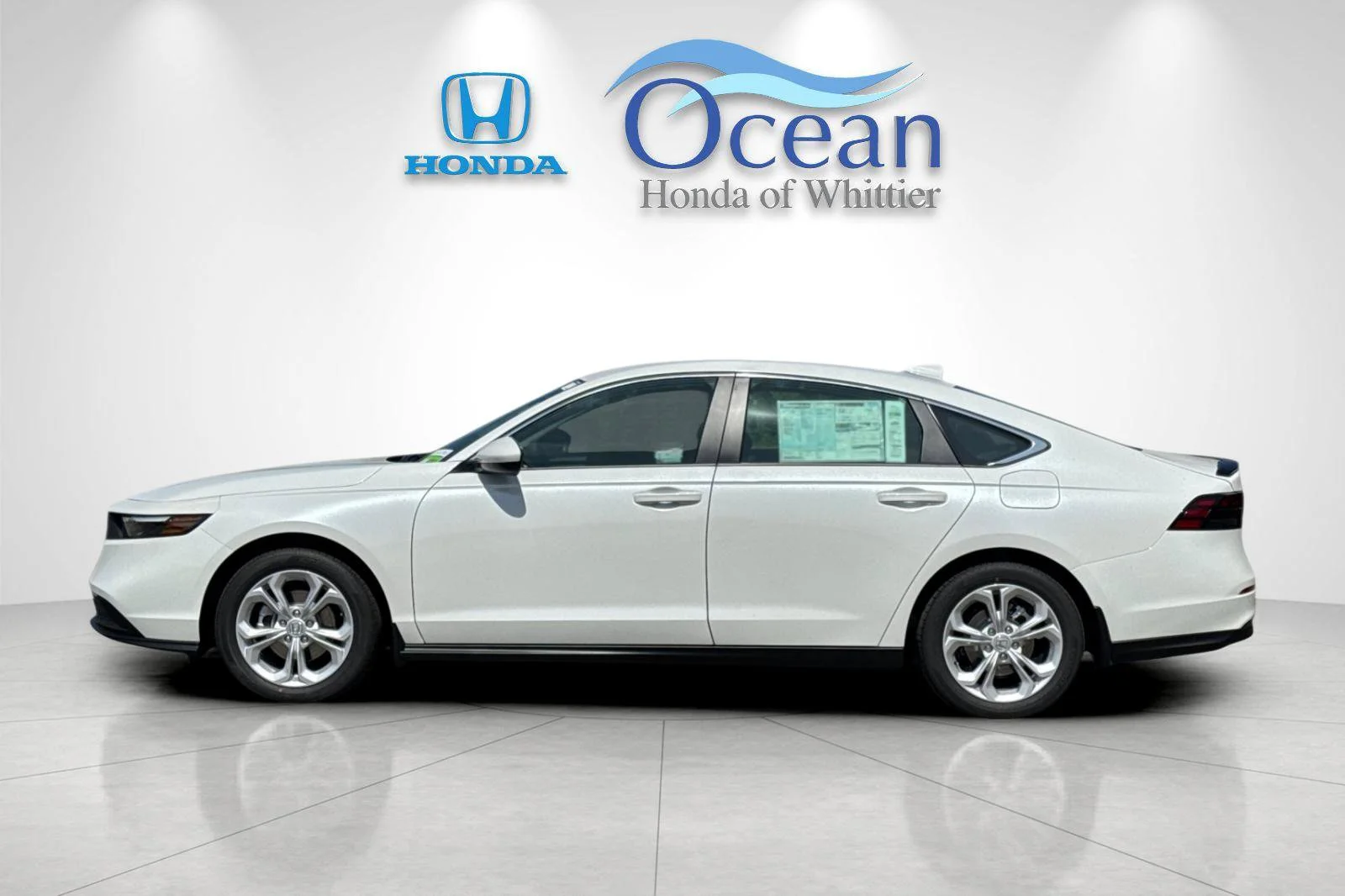 New 2026 Platinum White Pearl Honda LX image 7