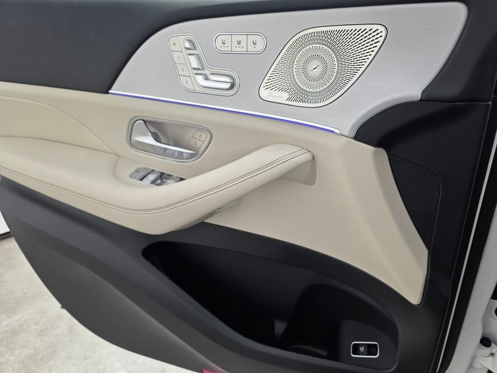 New 2026 Polar White Mercedes-Benz GLE 350 image 32