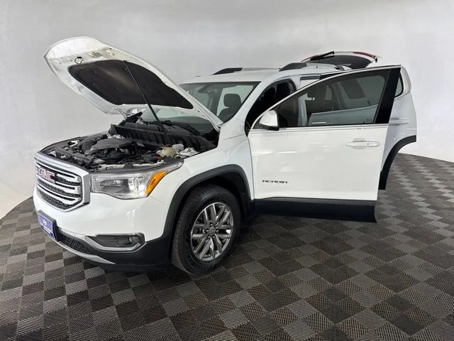 Used 2019 White GMC SLE-2 image 10