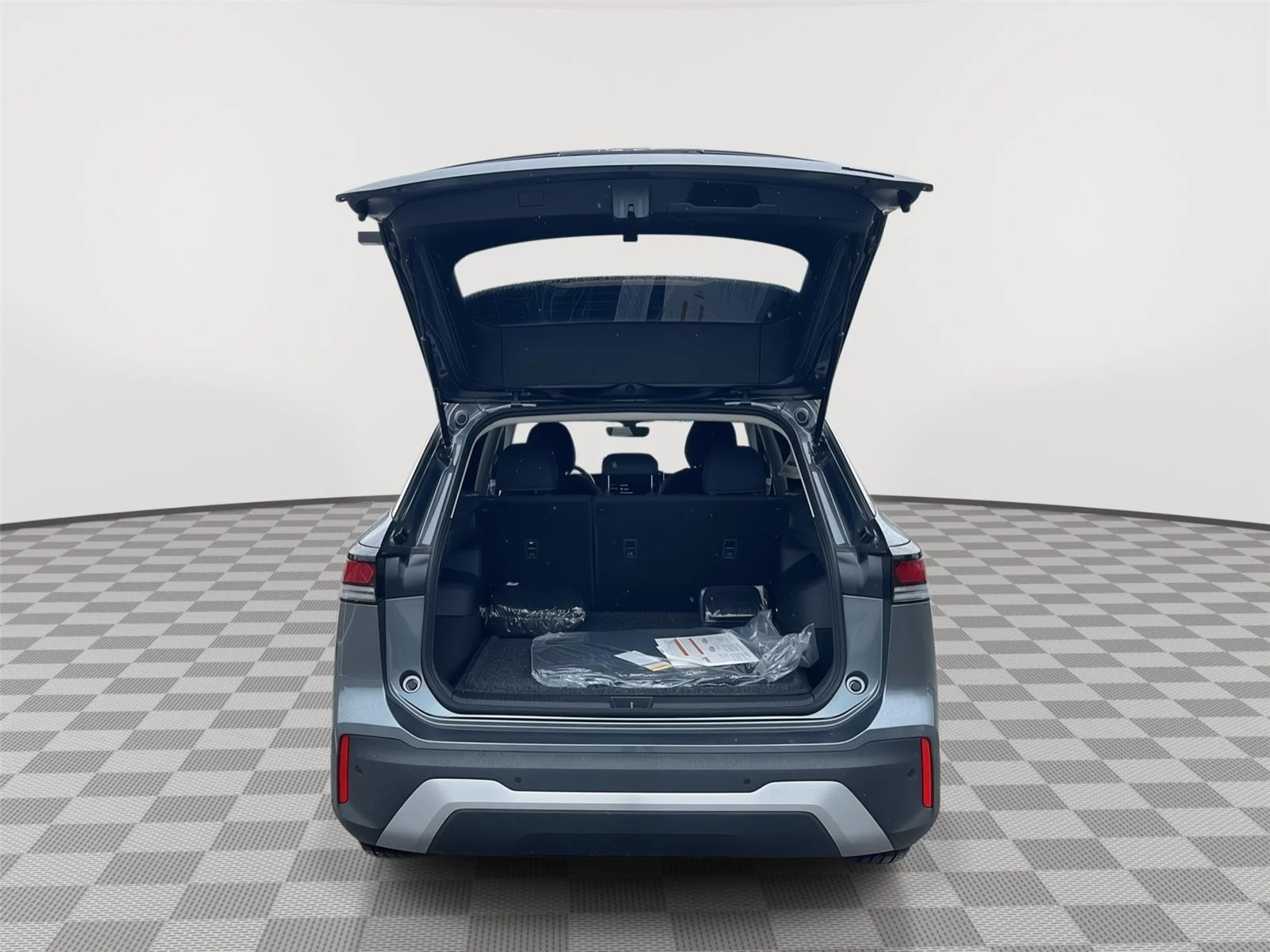 New 2026 Platinum Gray Metallic Volkswagen S image 31