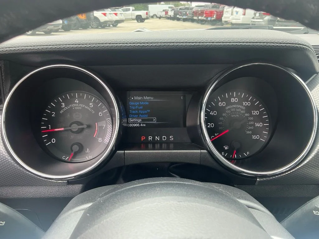 Used 2017 White Ford GT Premium image 38