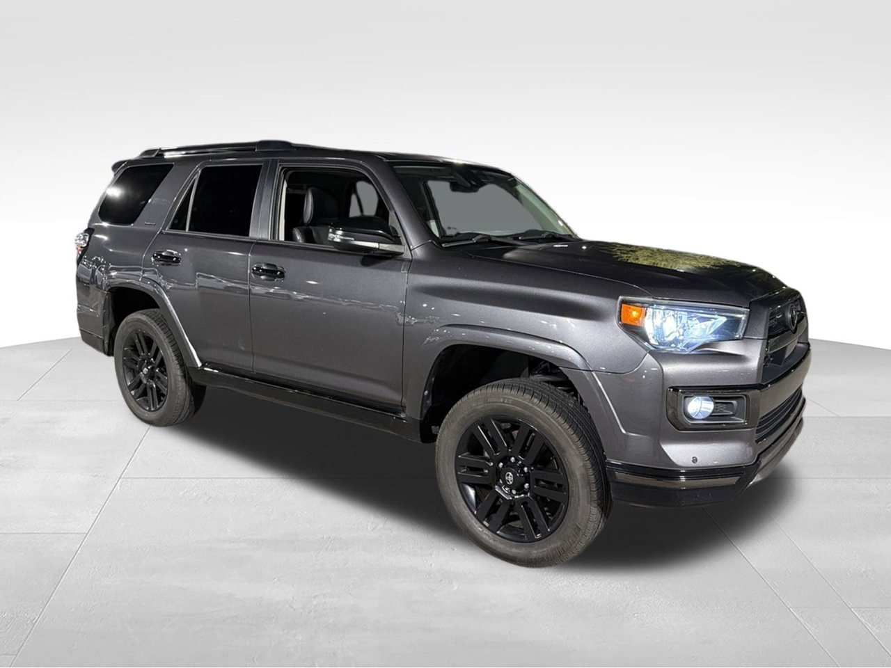 Used 2020 Gray Toyota Nightshade image 3