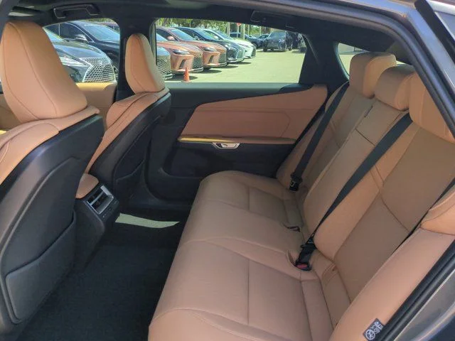 New 2026 Cloudburst Gray Lexus ES 350h PREMIUM image 13