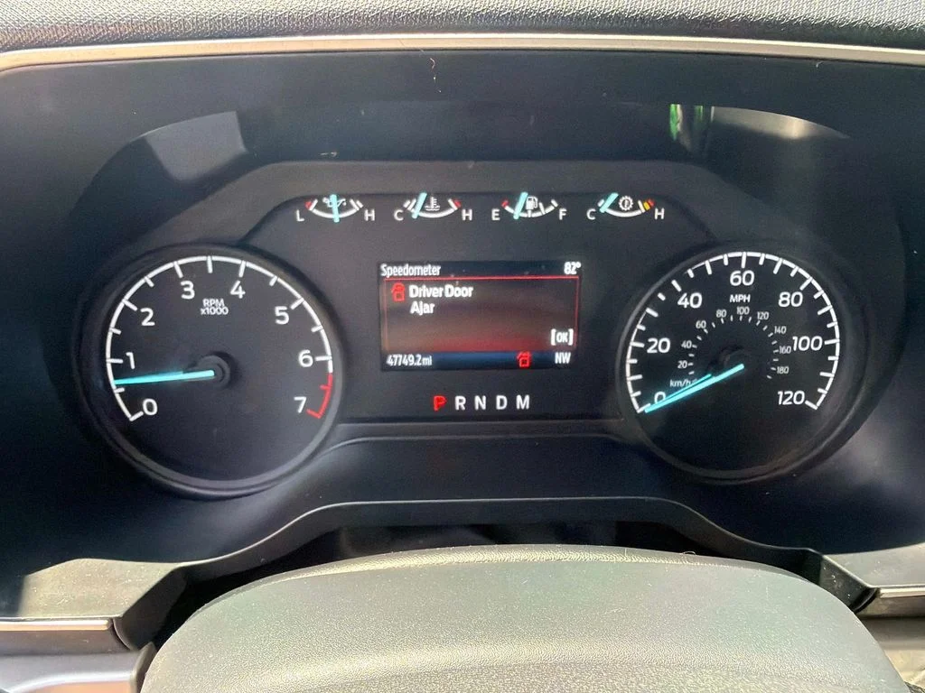 Used 2023 Atlas Blue Metallic Ford XL image 29