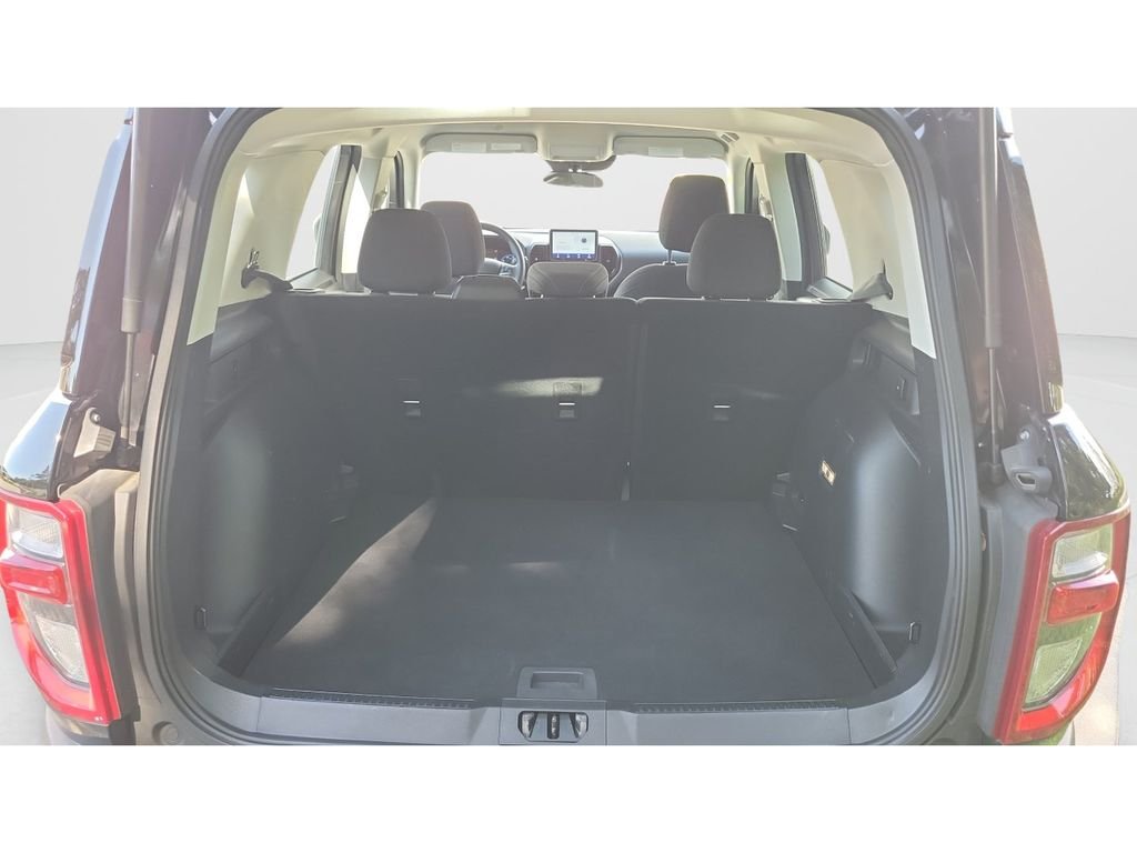 Used 2021 Black Ford Base image 9