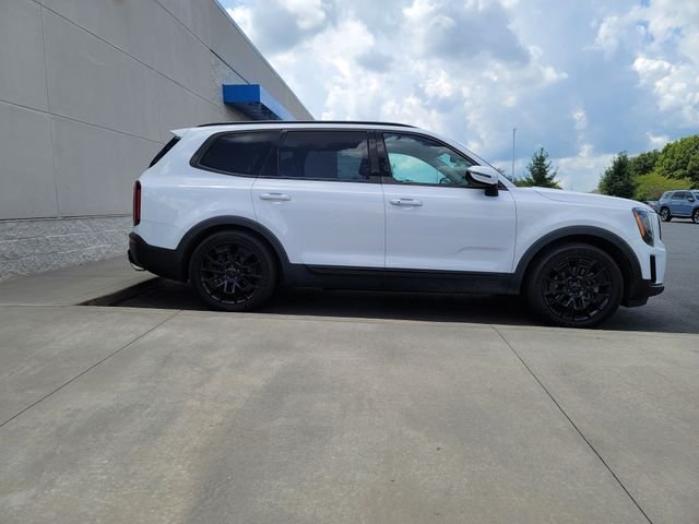 Used 2021 White Kia EX image 4