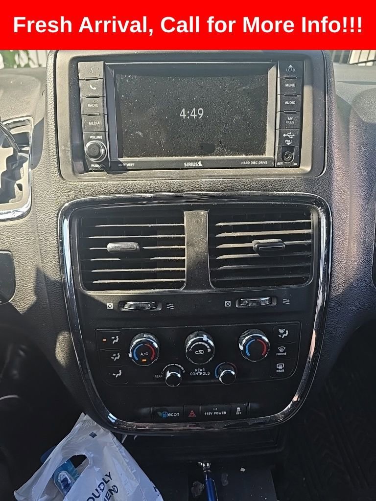 Used 2015 White Dodge SE Plus image 10