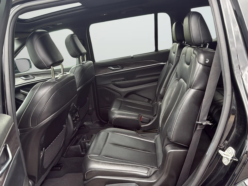 Used 2024 Black Jeep Limited image 17