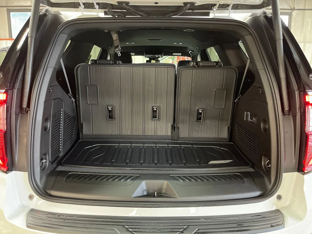 Used 2026 White GMC Elevation image 27