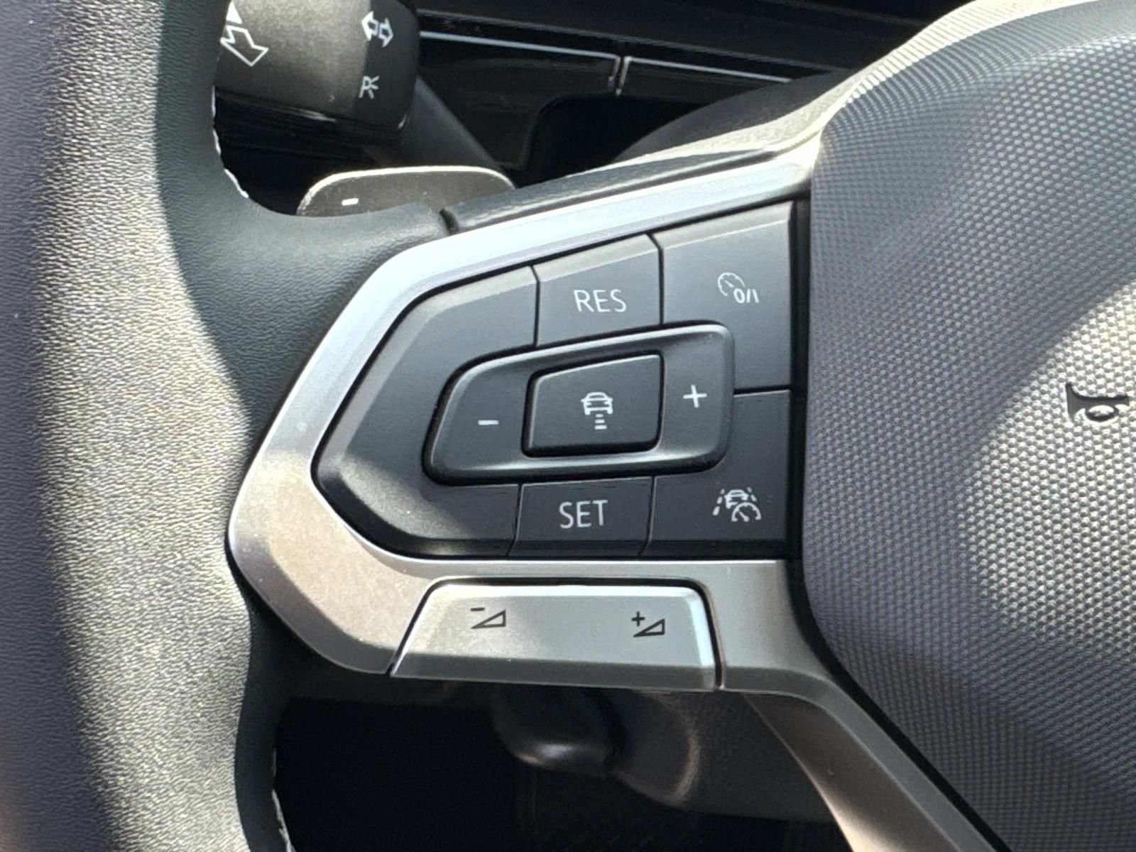 New 2026 Black Volkswagen SE w/Technology image 15
