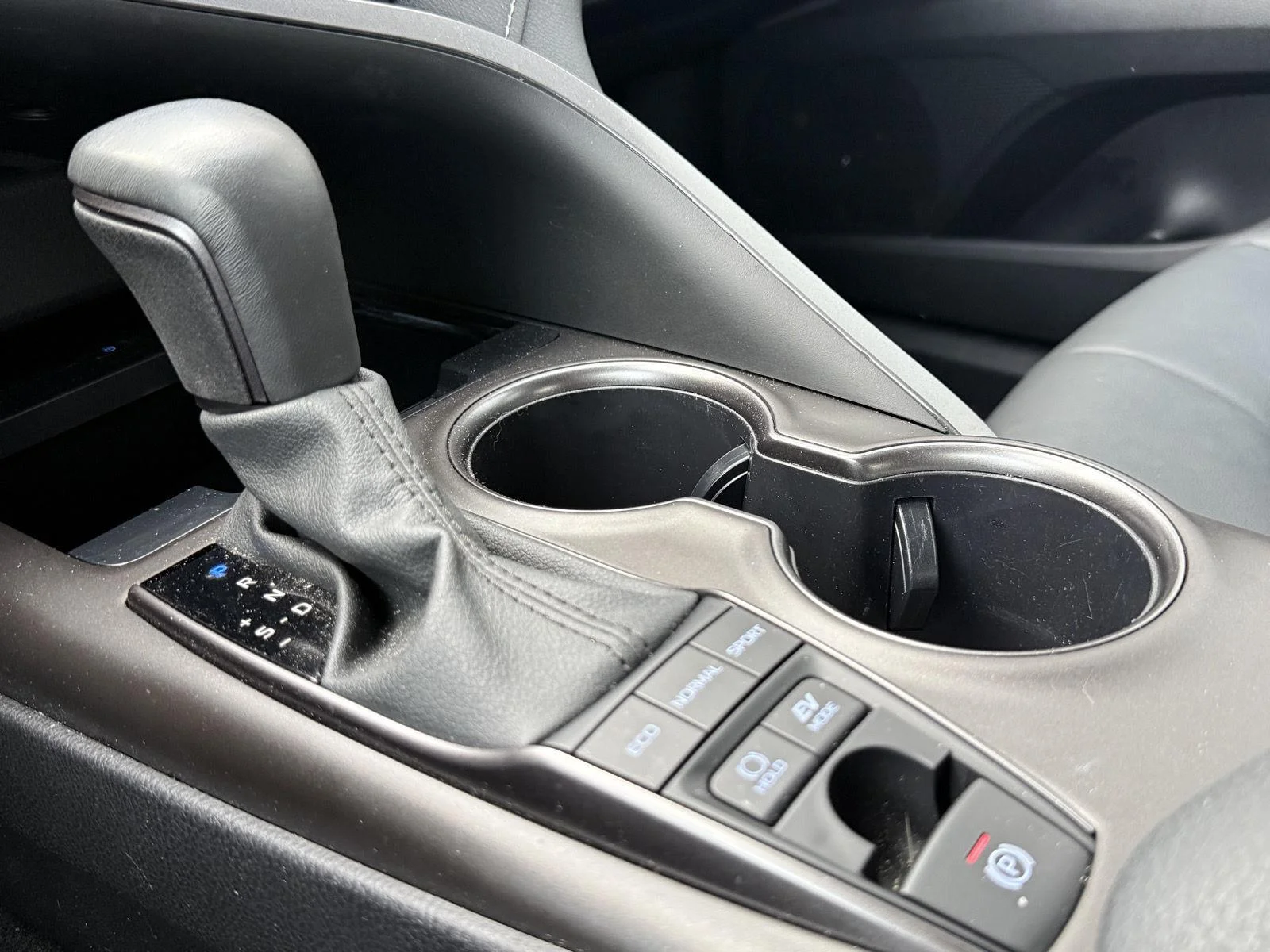 Used 2024 Midnight Black Metallic TOYOTA  image 16