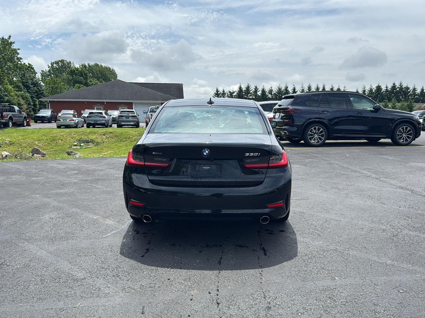 Used 2020 Jet Black BMW 330i xDrive image 4
