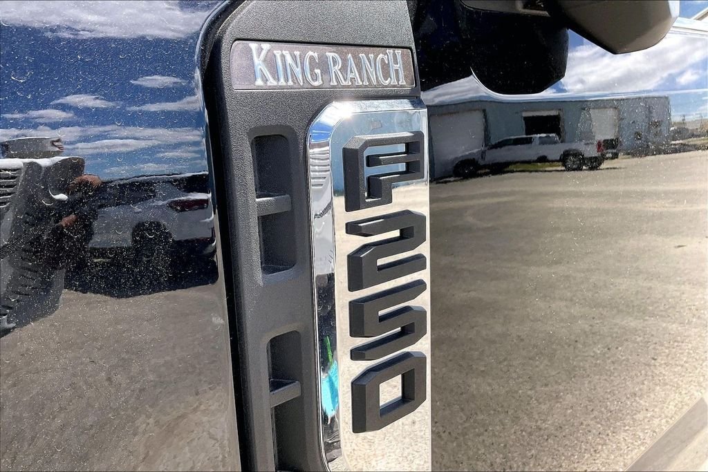 New 2026 Agate Black Metallic Ford King Ranch image 20