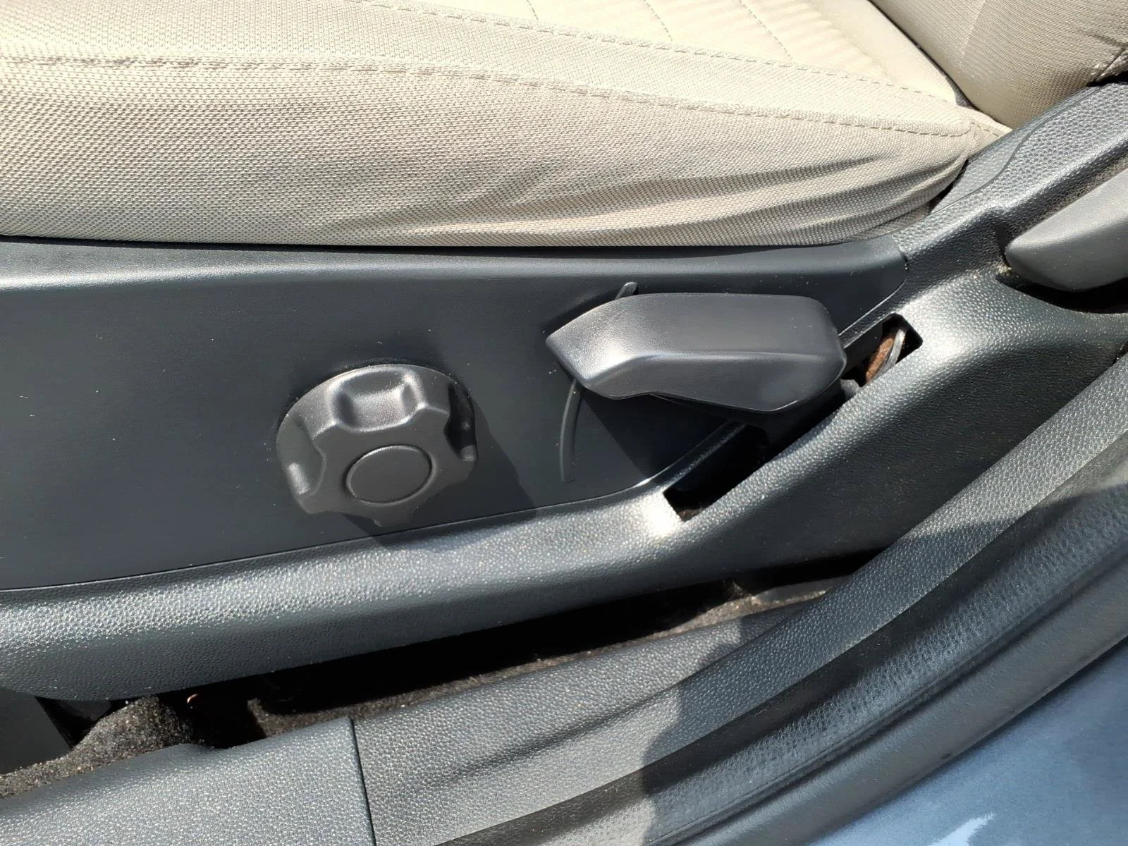 Used 2022 Smoke Metallic Ford S image 23