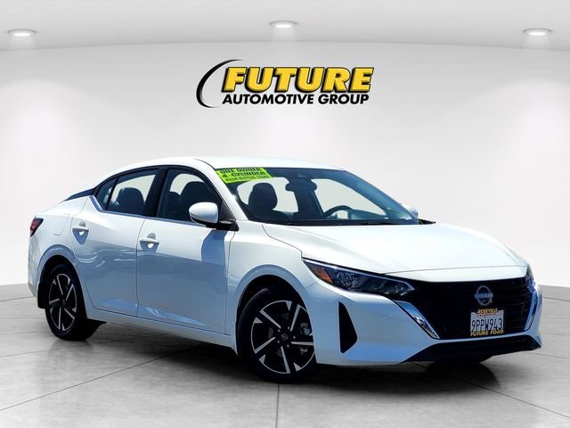 Used 2024 White Nissan SV image 1