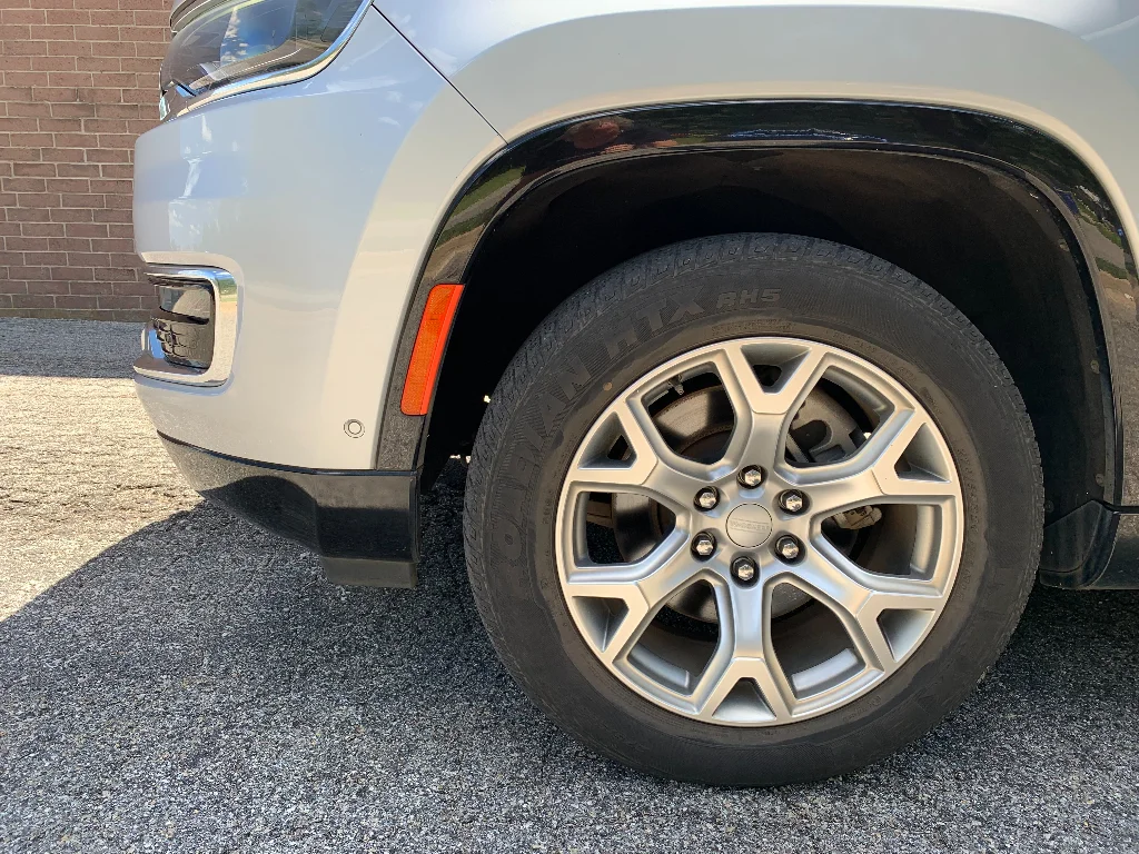 Used 2022 Silver Zynith Jeep Series II image 9