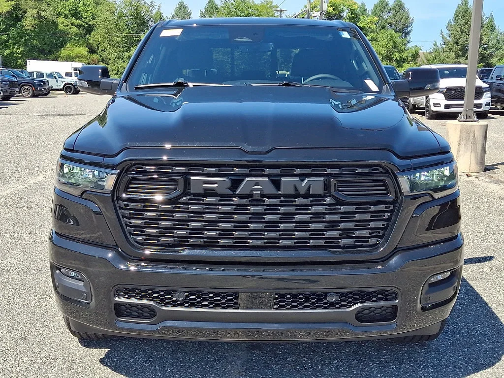 New 2027 Diamond Black Crystal Pearl-Coat Exterior Paint RAM Big Horn image 2