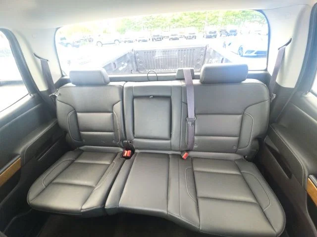 Used 2016 Red Chevrolet LTZ image 27