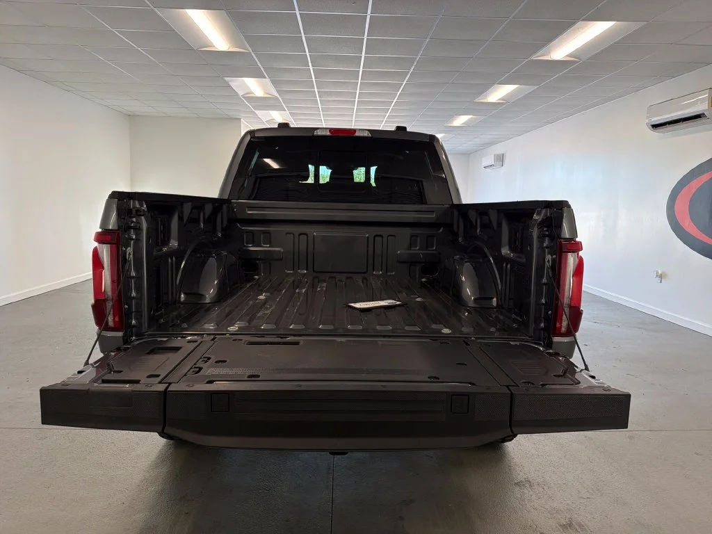 Used 2026 Gray Ford King Ranch image 7