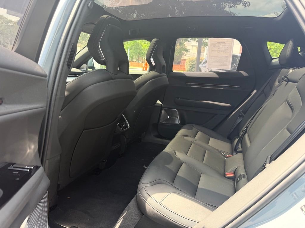 Used 2025  Polestar Long Range Dual Motor image 15