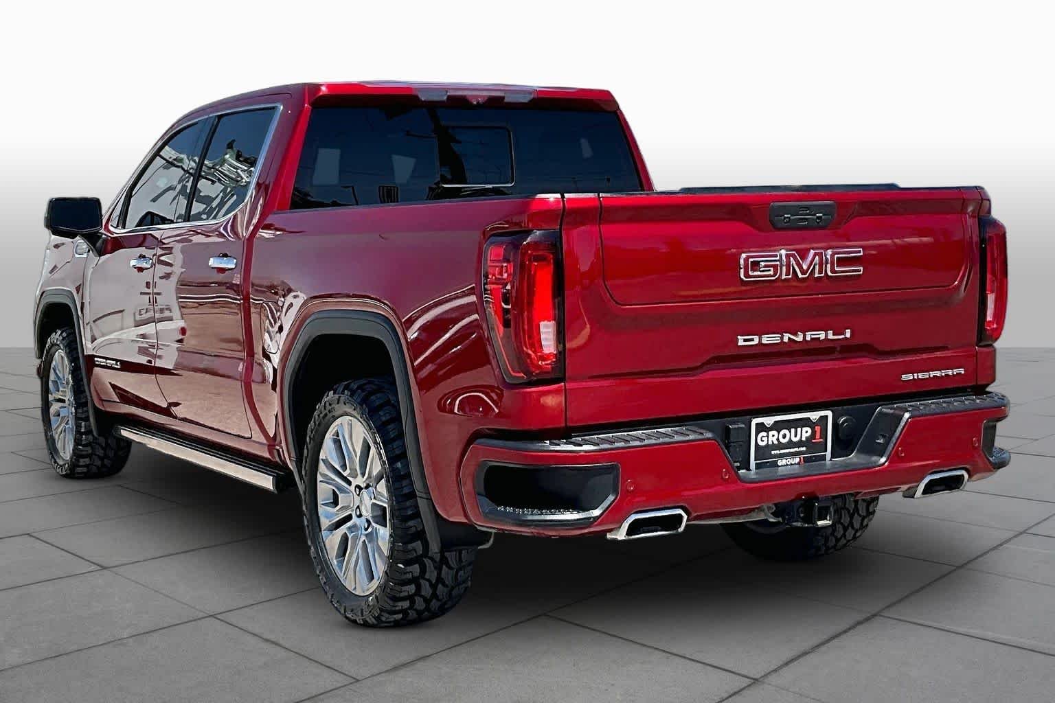 Used 2022 Cayenne Red Tintcoat GMC Denali image 11