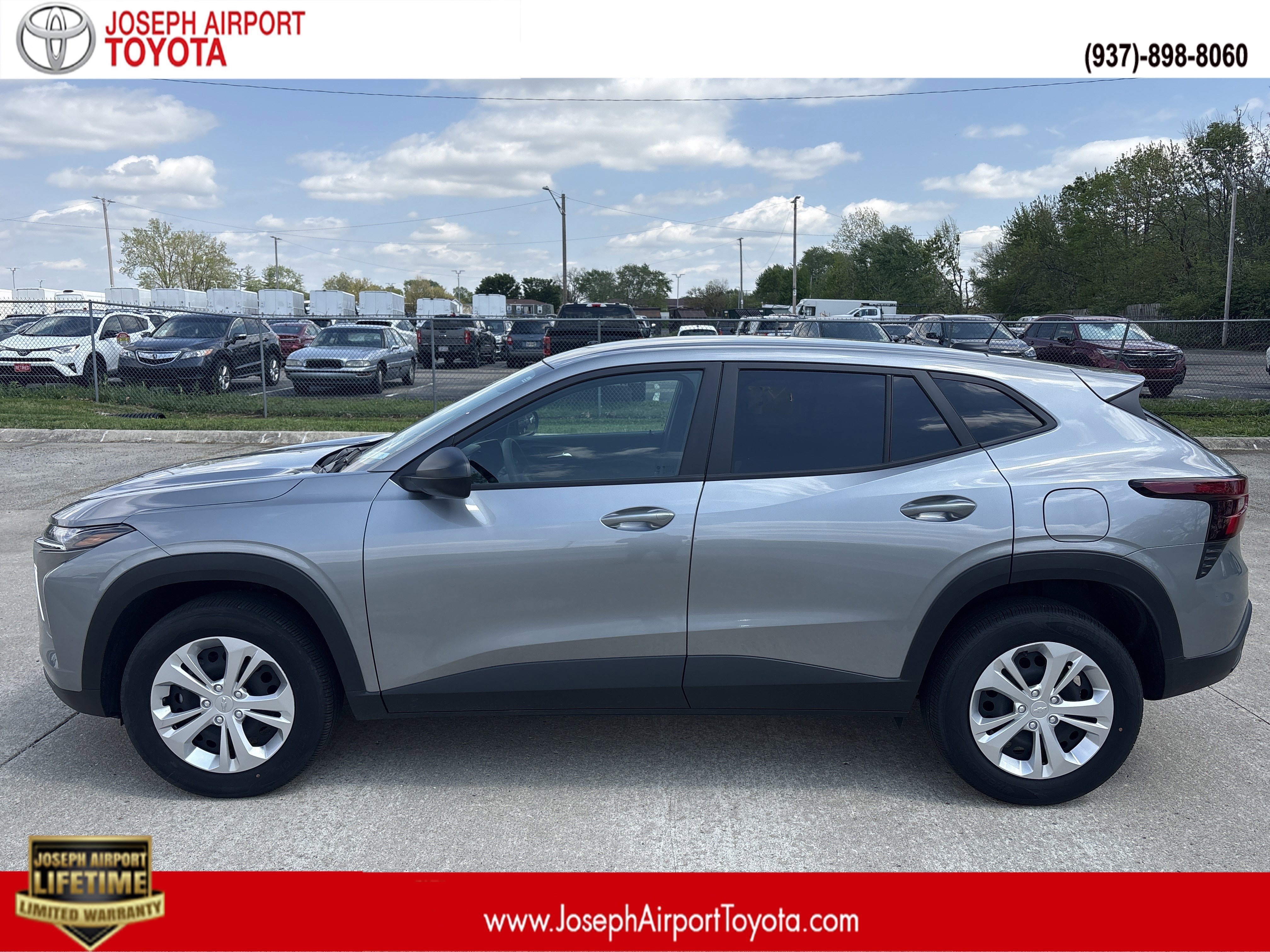 2024 Chevrolet Trax LS