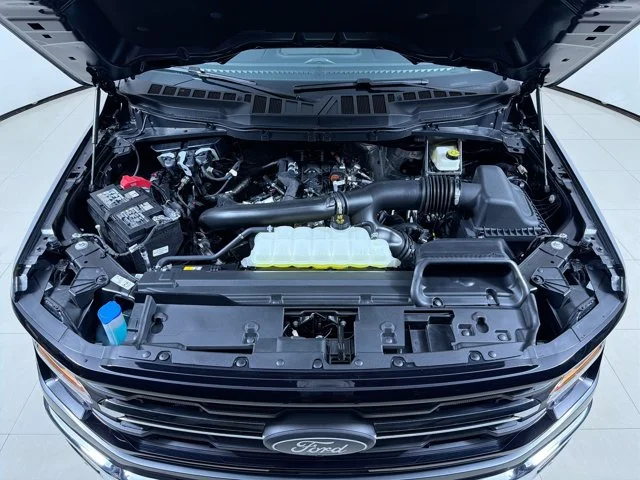 New 2026 CARBONIZED GRAY Ford XLT image 12