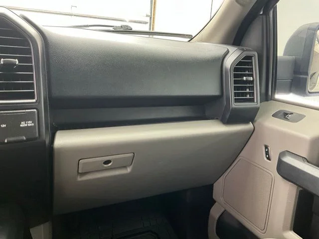 Used 2019 White Ford XL image 11